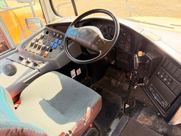 #551-•-2011-international-school-bus-image-15