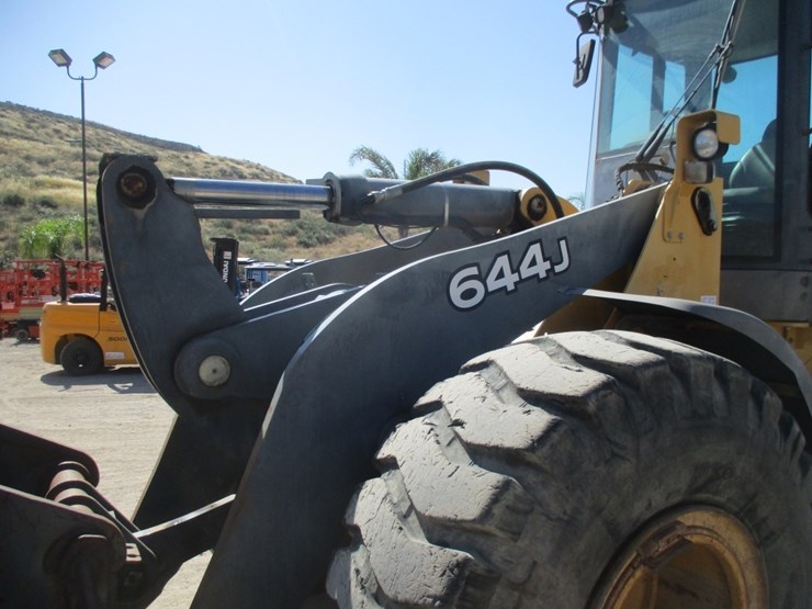 2007-deere-644j-image-19