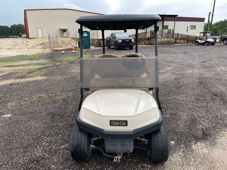2022-club-car-tempo-2-passenger-48-volt-golf-cart-with-charger-image-5