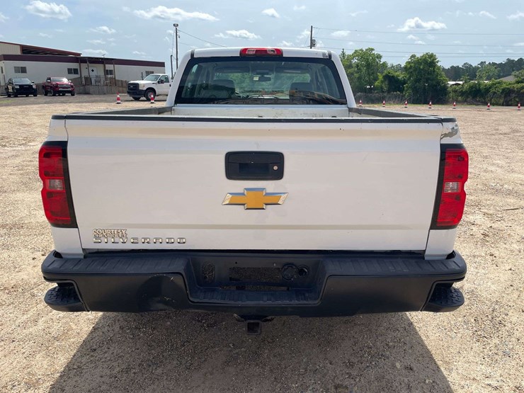 2015-chevrolet-silverado-1500-image-6