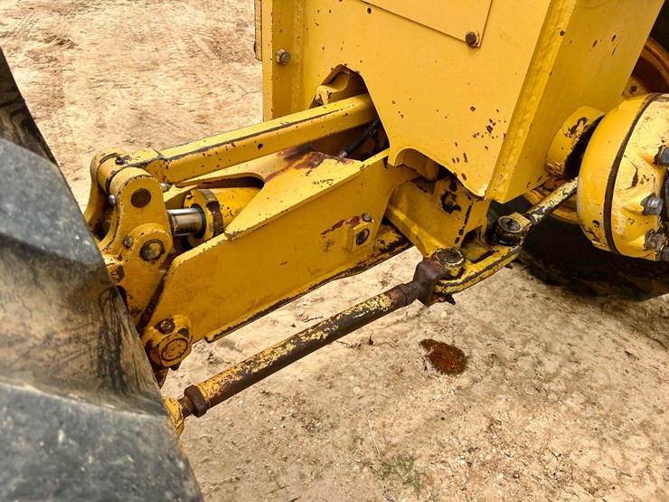 deere-670b-image-28