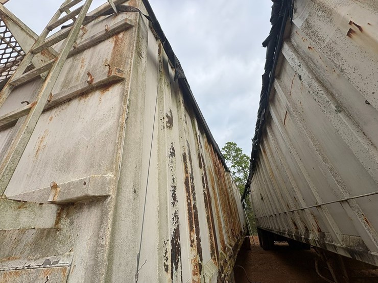 #41746-•-gilbreath-48'-steel-chip-trailer-vin:-1g9w045231b157743-image-24