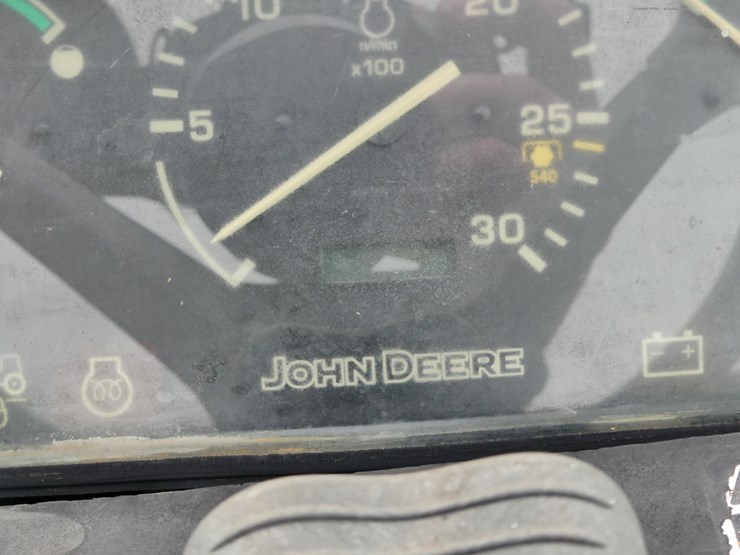 john-deere-4210-image-14