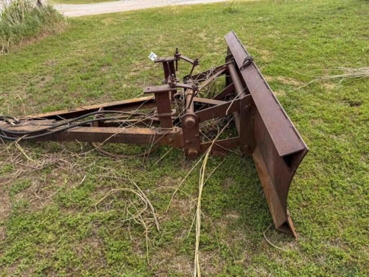 7-1/2’-porky-dozer-blade-attachment-image-5