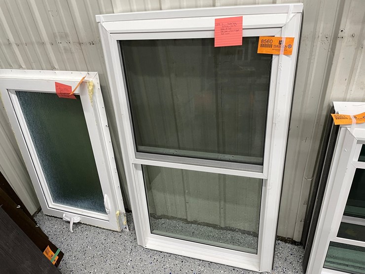 #8560-•-(1)-double-hung-window-image-3