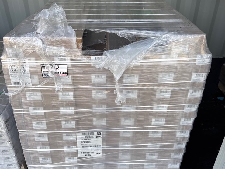 #712-•-60.-boxes-of-new-unused-flooring.-1209ft.².-mohawk.-product-is-outlast-java-scraped-oak-image-1