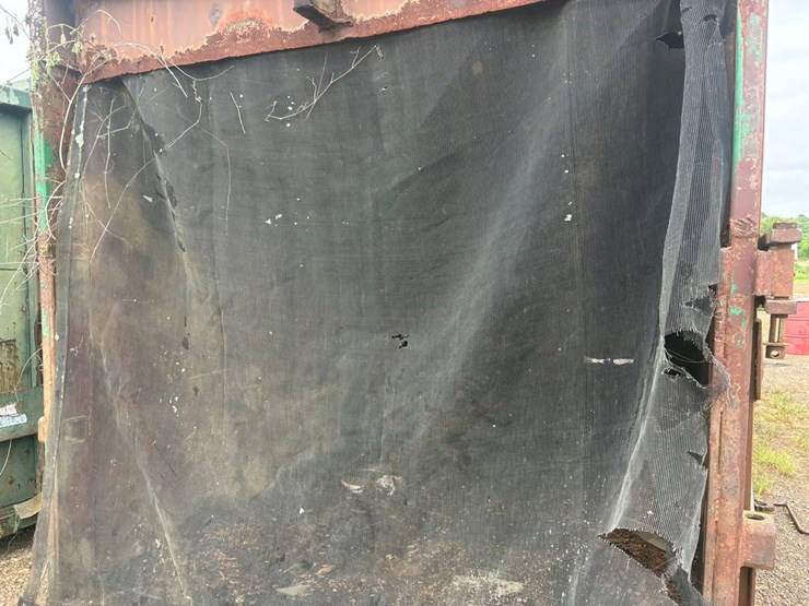 #23996-•-~26'-5"x~9'-8"-roll-off-dumpster-image-18