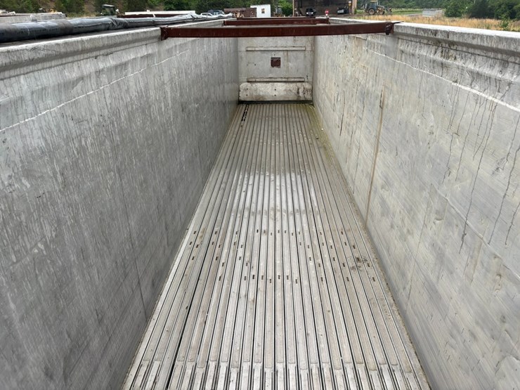 #23993-•-fast-44'-t/a-aluminum-chip-trailer-image-34