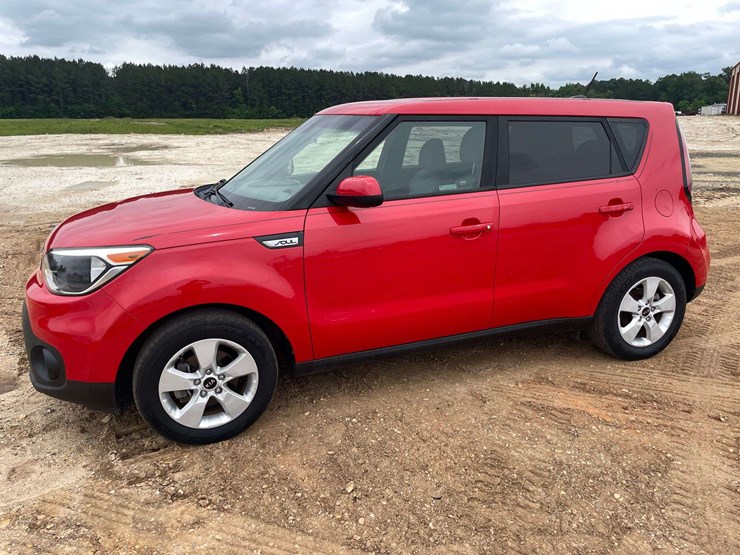 2019-kia-soul-4-door-mpv-(87,300-miles)-image-1