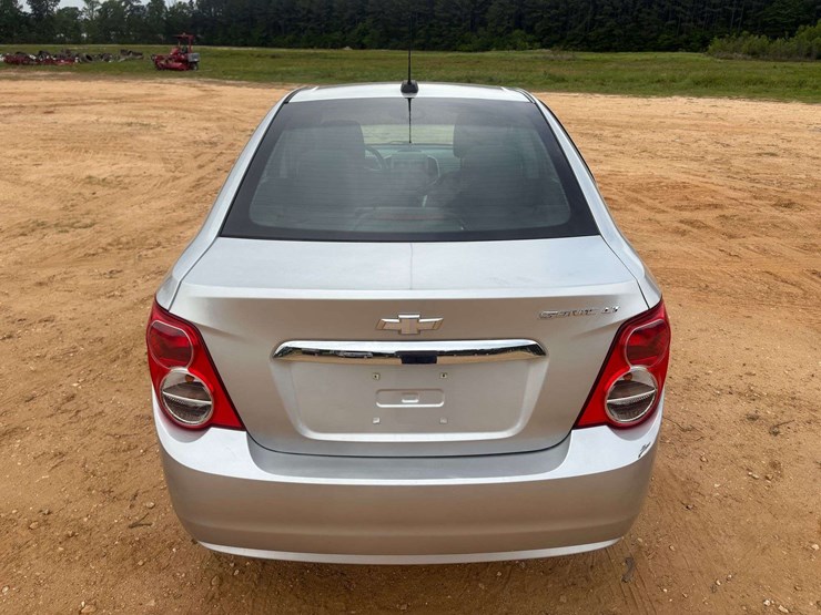 2015-chevrolet-sonic-lt-4-door-suv-(93,212-miles)-image-7