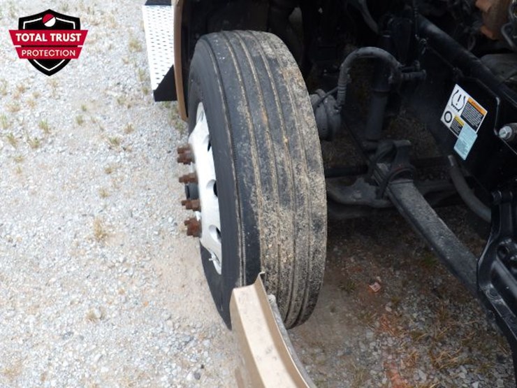 2022-kenworth-t680-image-23