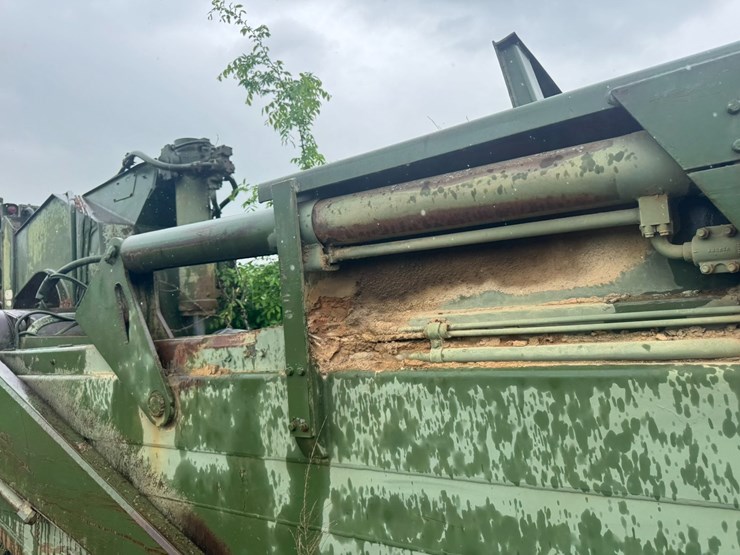#23990-•-inop-michigan-290-scraper-tractor-dozer-image-9