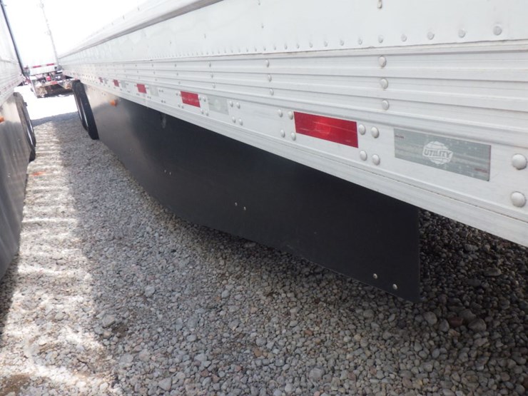 2019-utility-3000r-image-6