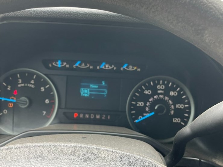 2015-ford-f150-image-31