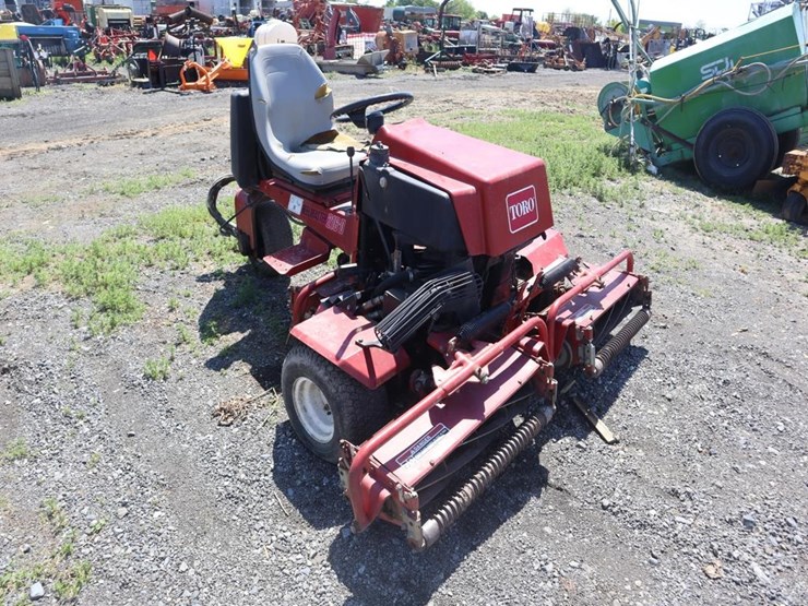 toro-216-reel-mower-image-2