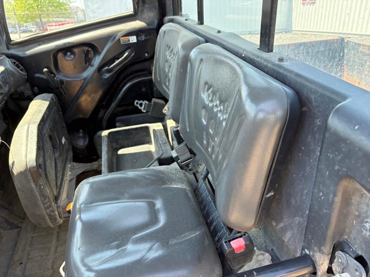kubota-x1100c-rtv-image-5