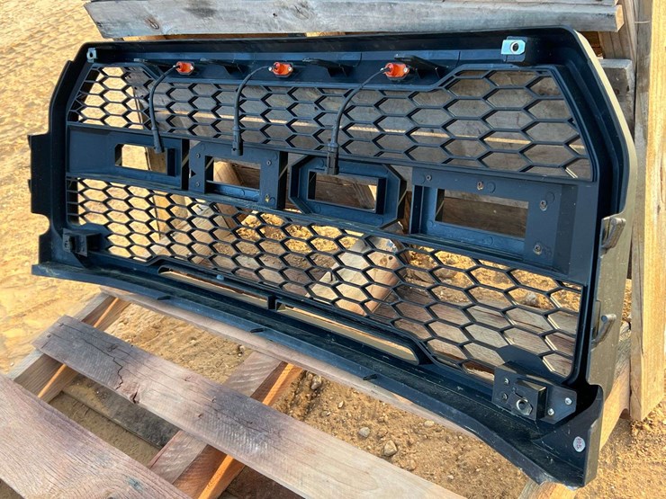 2015-ford-f150-raptor-image-6