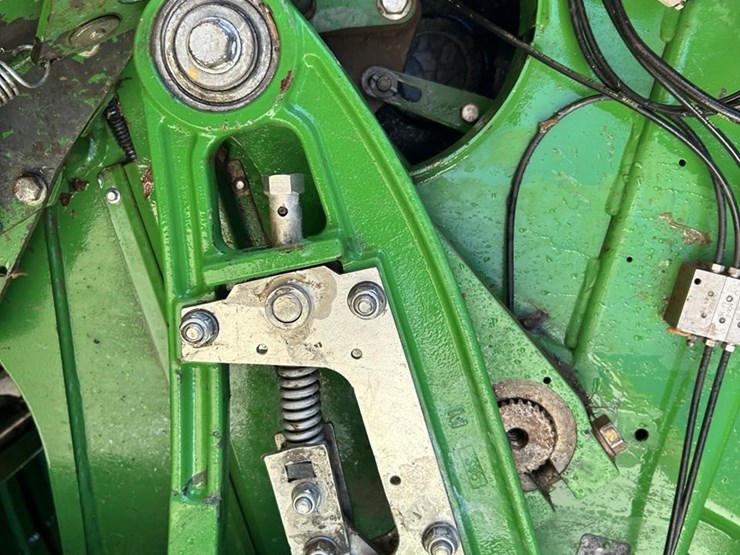 2016-john-deere-l340-image-69