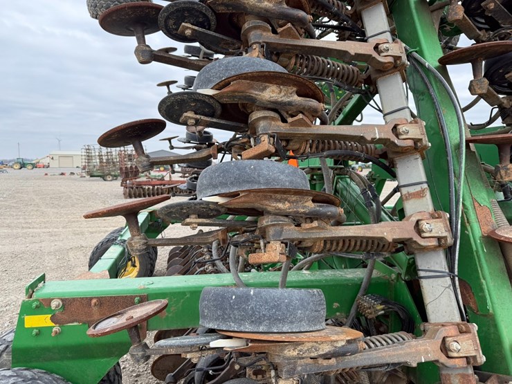 john-deere-1890-image-24