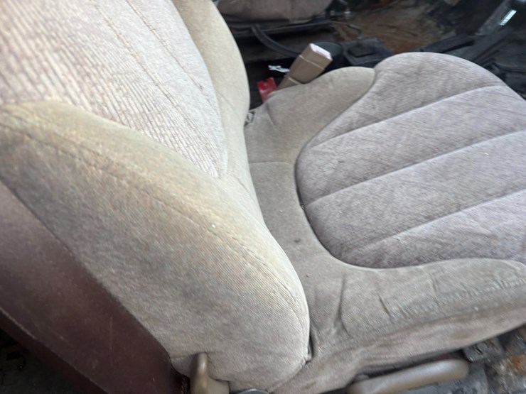 #23974-•-inop-1984-chevrolet-military-truck-4x4-pickup-vin:-1gchd34j7ff338030-image-20