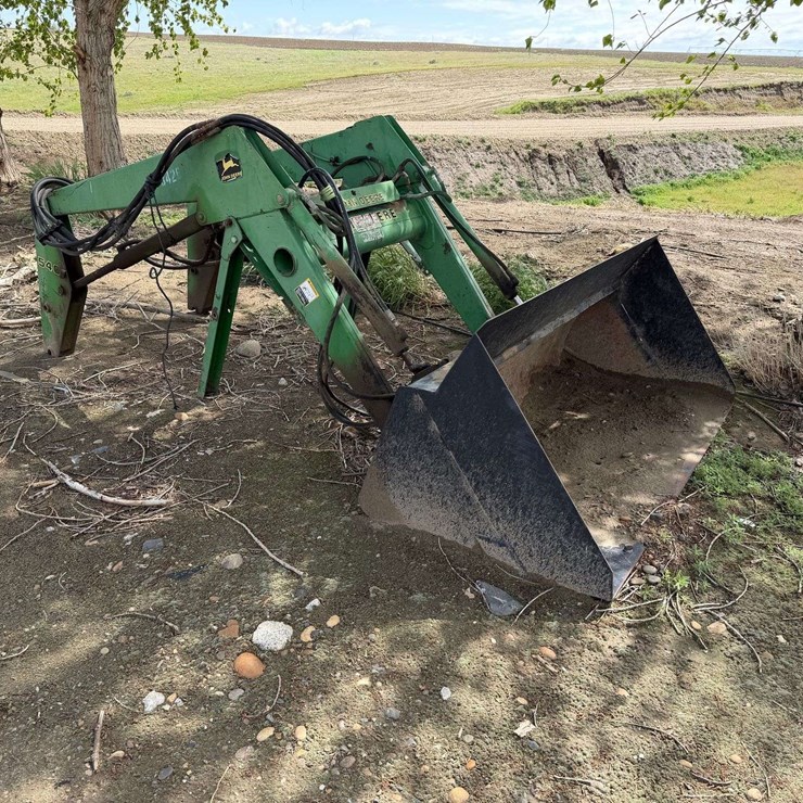 JOHN DEERE 540