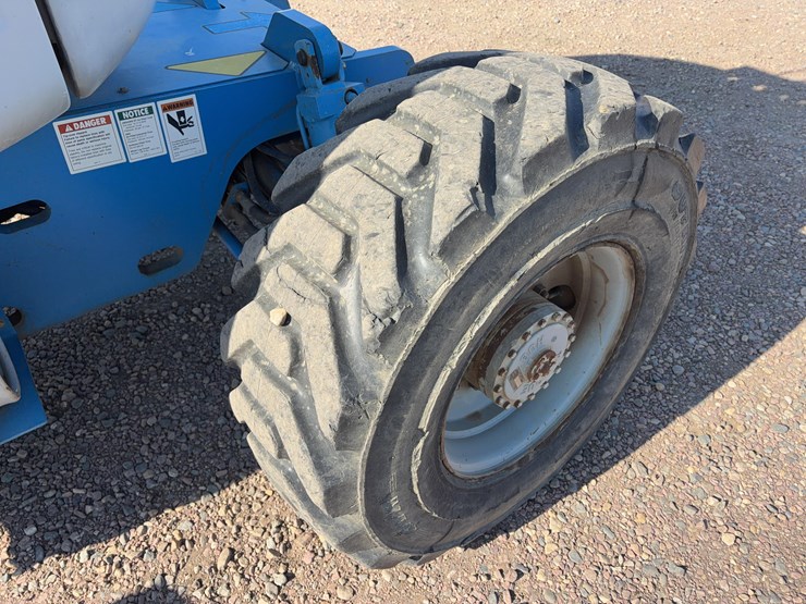 2006-ford-lrg425-image-27