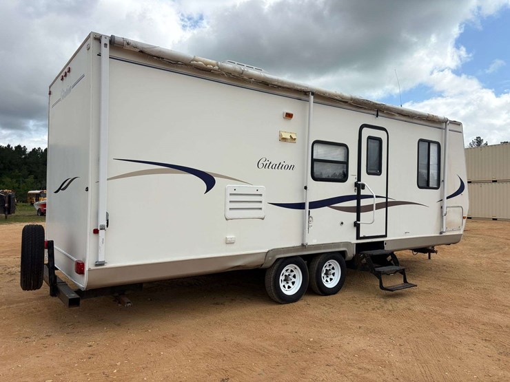 2004-citation-s27j-bumper-pull-travel-trailer-image-3