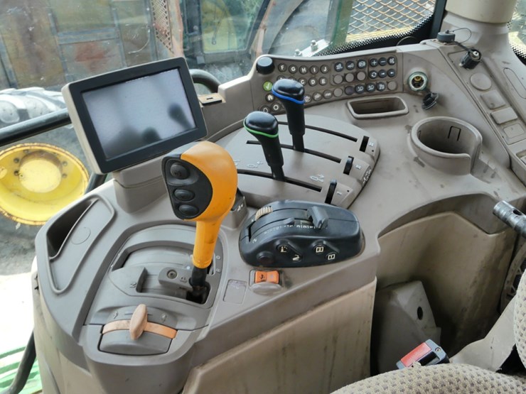 john-deere-6125r-image-9