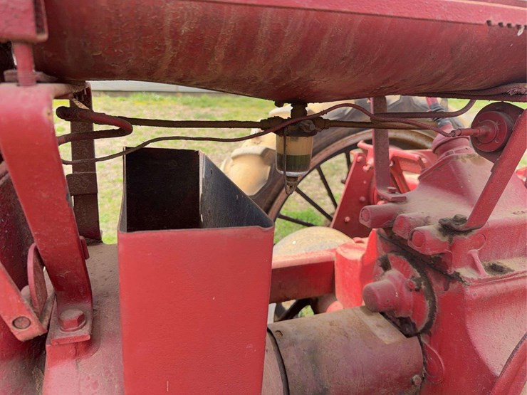 farmall-f-20-image-22