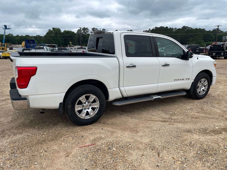 2019-nissan-titan-image-3