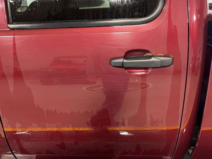 2014-chevrolet-silverado-2500hd-image-25