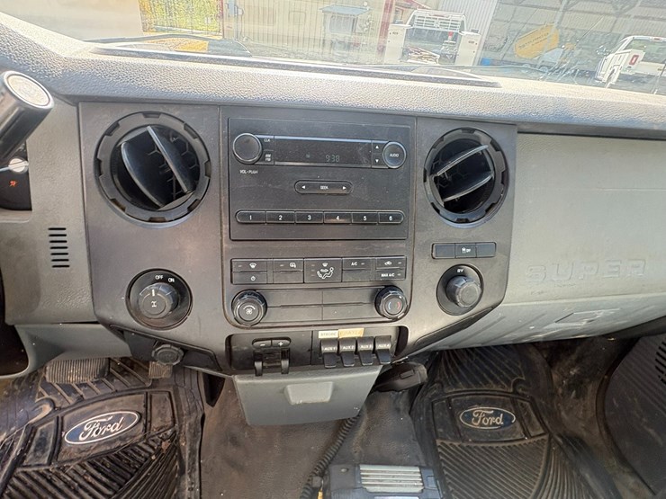 2012-ford-f350-image-67