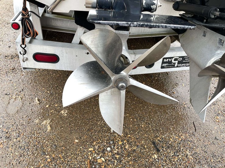 2006-fountain-42'-executioner-supercharged-speed-boat-image-8
