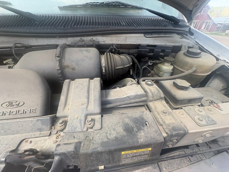 1998-ford-cargo-image-46