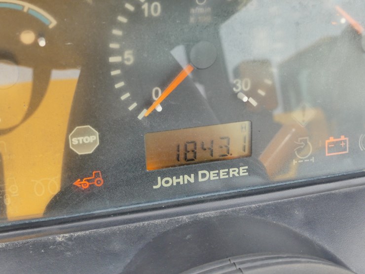 2011-john-deere-4320-image-15
