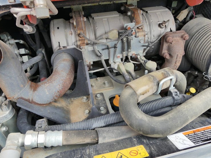 2022-kubota-svl75-2-image-10