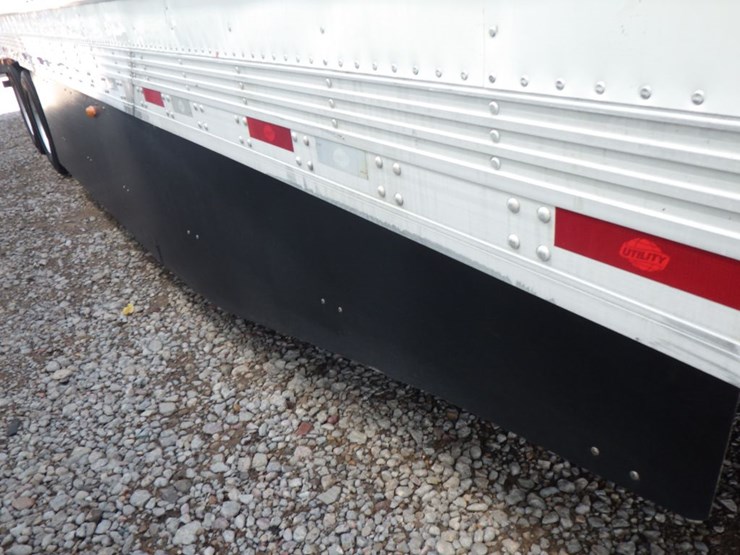 2019-utility-3000r-image-8