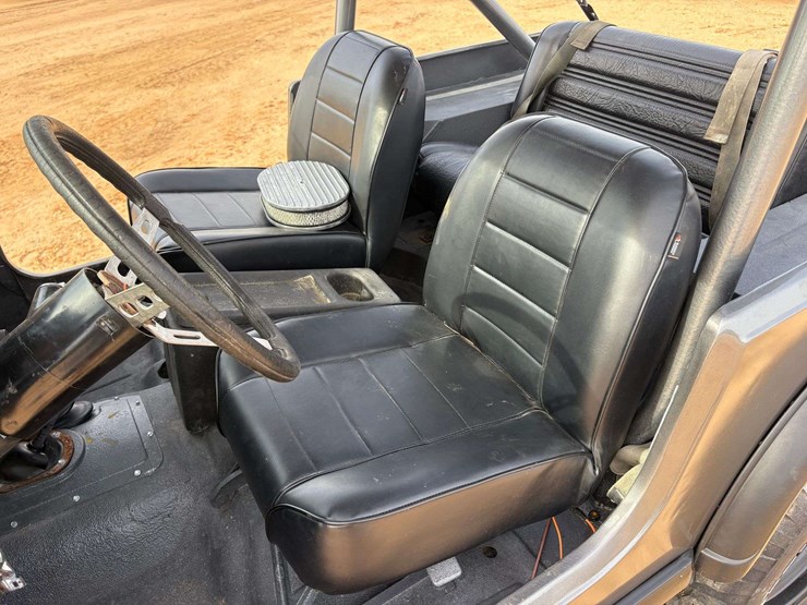 1979-jeep-cj7-2-door-w/-bikini-top-image-14