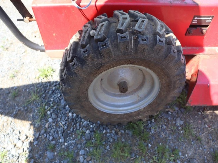simplicity-rough-cut-walk-behind-mower-image-9