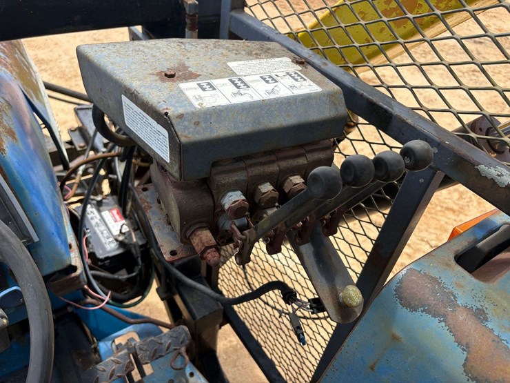 new-holland-7740-image-22