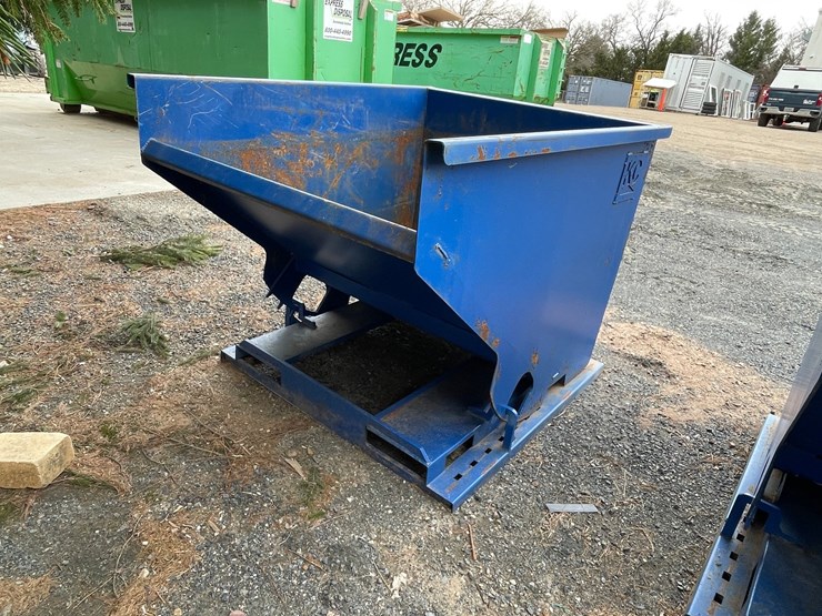 #3283-•-kc-dumpster-image-1