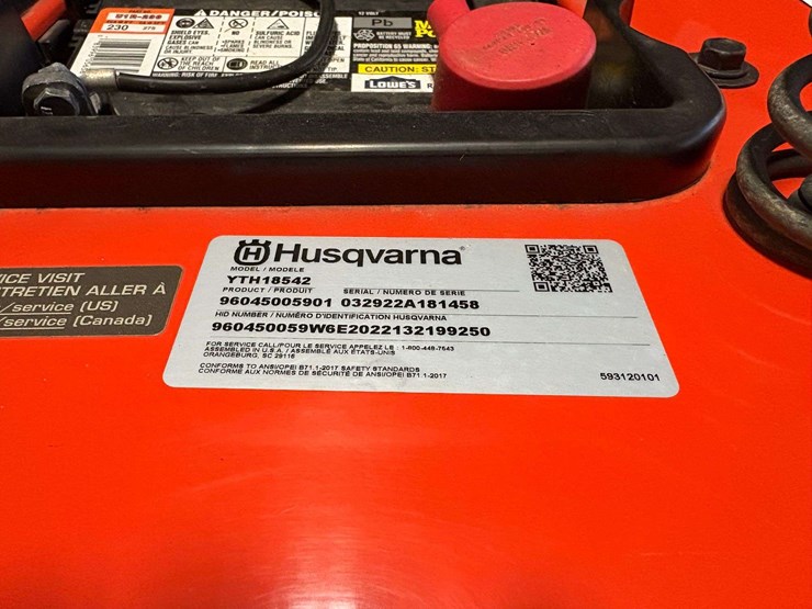 husqvarna-42"-riding-lawn-mower-image-17
