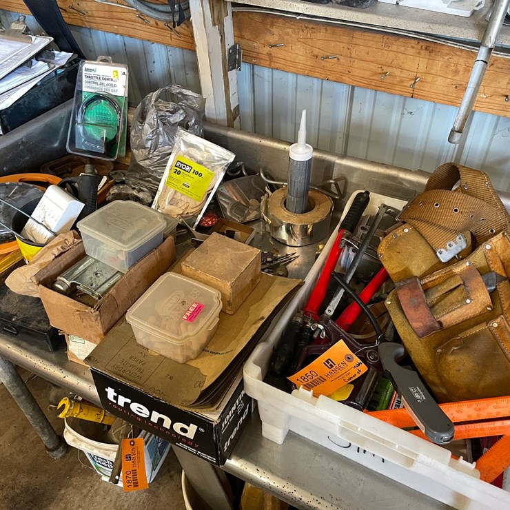 #1850 • Assorted Shop Supplies