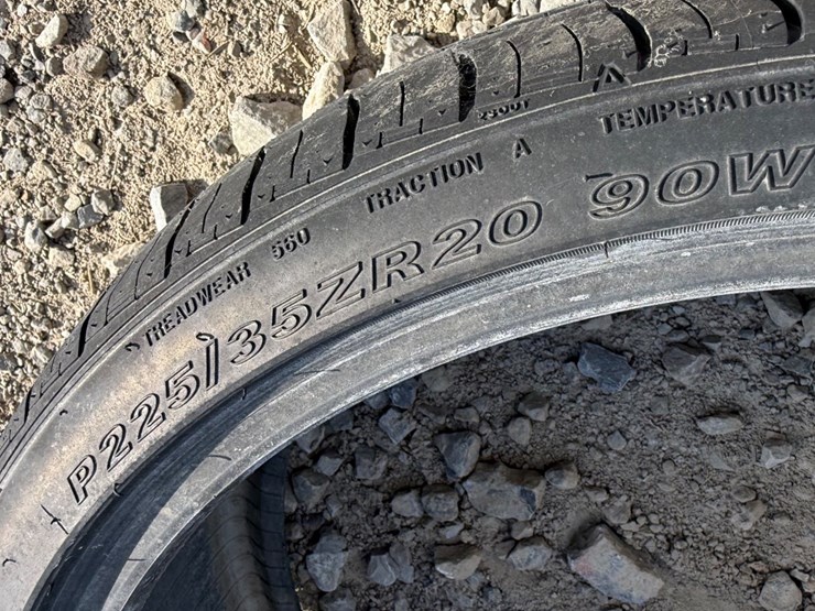 #2805-•-(1)-nexen-225/35zr20-tire-inv#-2805-image-5