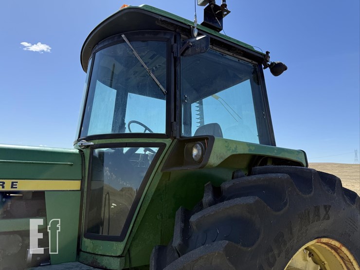 john-deere-4430-image-9