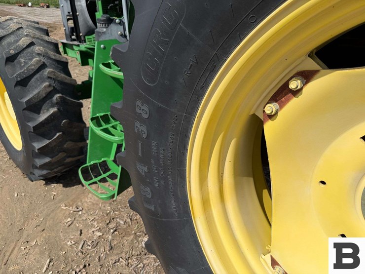 2009-john-deere-6115d-image-31