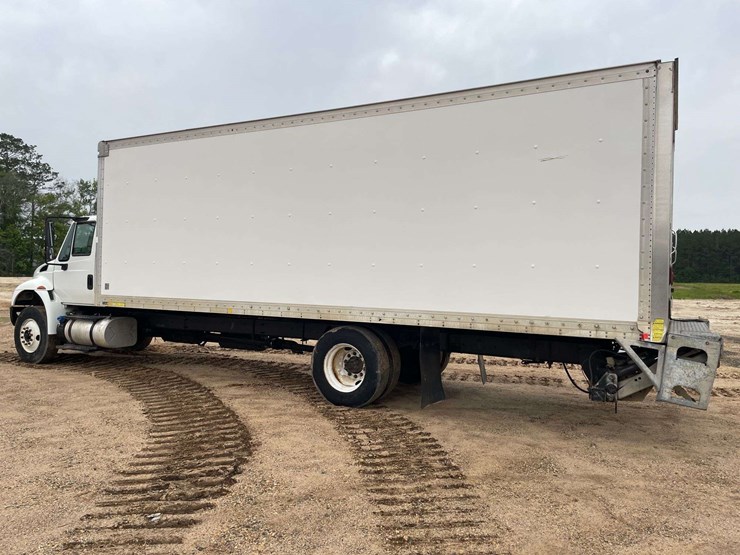 2015-international-durastar-4300-image-2