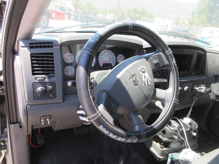 2010-dodge-ram-4500-image-10