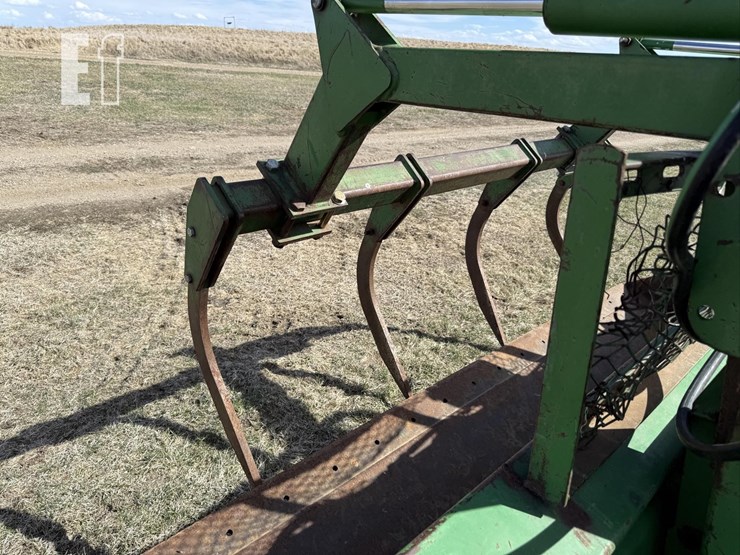 2005-john-deere-7420-image-18