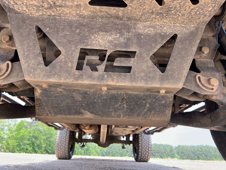 2019-gmc-canyon-image-23